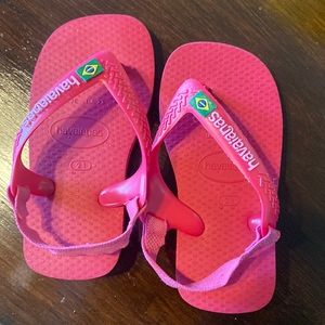Toddler size 7 pink Havianas